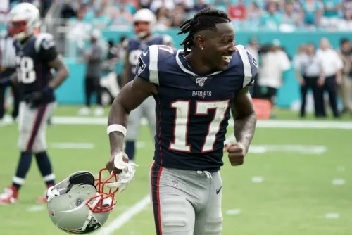 Patriotas cortan a Antonio Brown tras acusaciones de abuso sexual