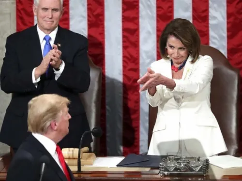 Cámara Baja de EU discute el futuro de Donald Trump