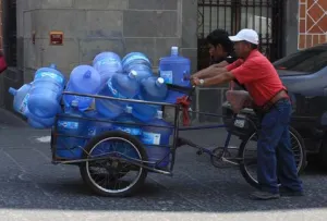 Venta de agua purificada, un negocio en la informalidad
