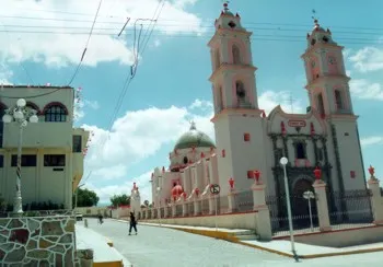 Toman la presidencia municipal de Tlacotepec de Benito Juárez
