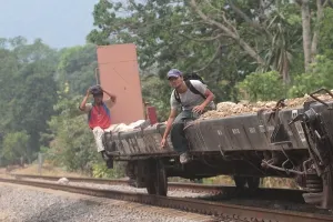 Migrantes centroamericanos se refugian en Puebla