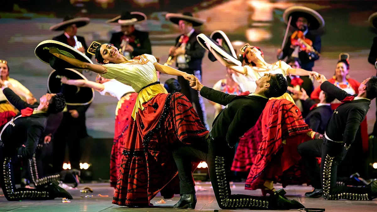 Ballet Folklorico De Mexico De Amalia Hernandez