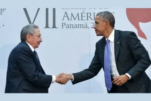 Ocurrió el histórico encuentro entre Obama y Castro