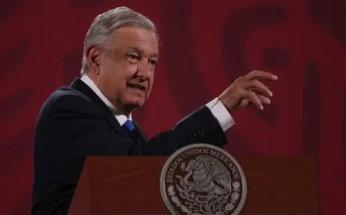 AMLO: ya se realizó selección de vacuna anticovid; “se están haciendo contratos”, dice