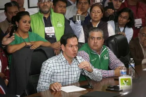 Barbosa tiene el respaldo de miles de ciudadanos,  sostiene Kuri