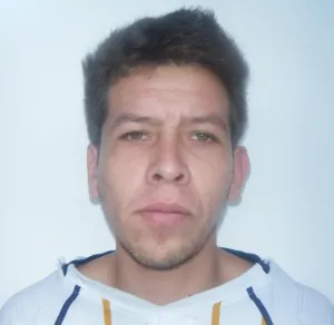 Detienen a sujeto por estarse drogando en el centro