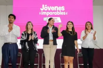 Jóvenes presentan proyectos para la innovación de Puebla capital