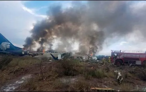 Dan de alta a 64 pasajeros del accidente de avión en Durango