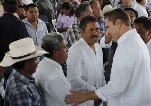 Tengo un compromiso con la Mixteca porque aquí están mis orígenes: RMV