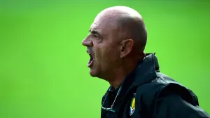 Chelís se va contra Almeyda