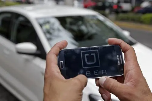 Han sido sacados de circulación 260 “taxis piratas” ; algunos eran UBER