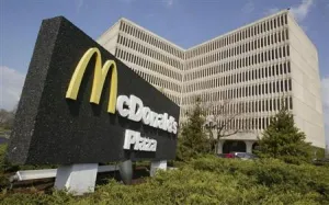 Bajan ventas de McDonald’s por escándalo en calidad de carne