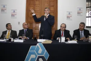 Ante la Coparmex, Tony Gali expone compromisos y escucha peticiones