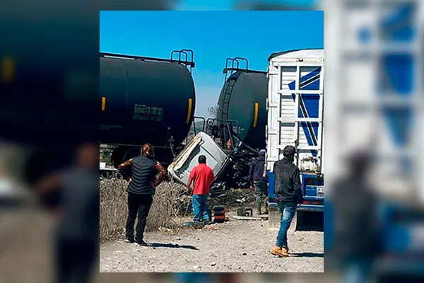 Tren Embiste Tractocamion Canada Morelos