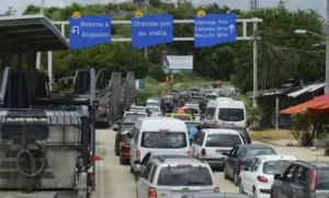 Mantienen tránsito libre en la Autopista del Sol