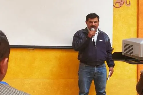 Jefe policiaco de El Seco intenta frustrar asalto a camión AU y lo matan