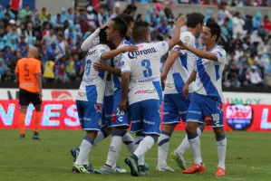 Logra Puebla importante victoria ante un Cruz Azul sin ángel