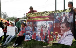 Conmemora la 28 de Octubre aniversario con marcha