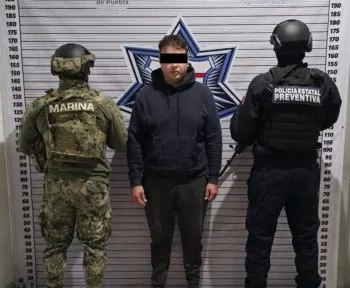 Detienen en Puebla a venezolano implicado en robos de relojes de lujo; tenía droga y antecedentes en tres estados