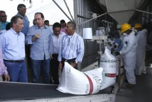 Meade visita centro Diconsa que abastece regiones de Oaxaca