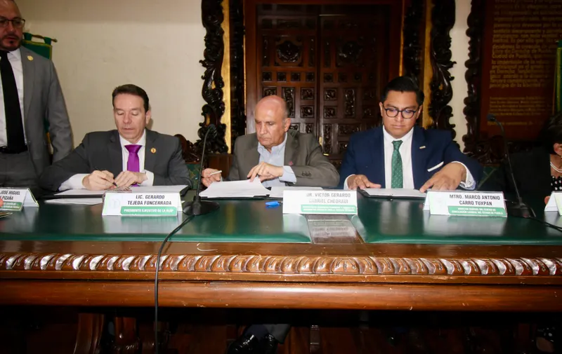 Escuela Libre de Derecho y Centro de Conciliación Laboral de Puebla firman convenio para fortalecer la formación jurídica