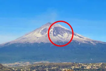 Autoridades desmienten rumores de hundimiento en el Popocatépetl