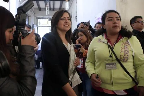 Morena denuncia detención de quince jóvenes