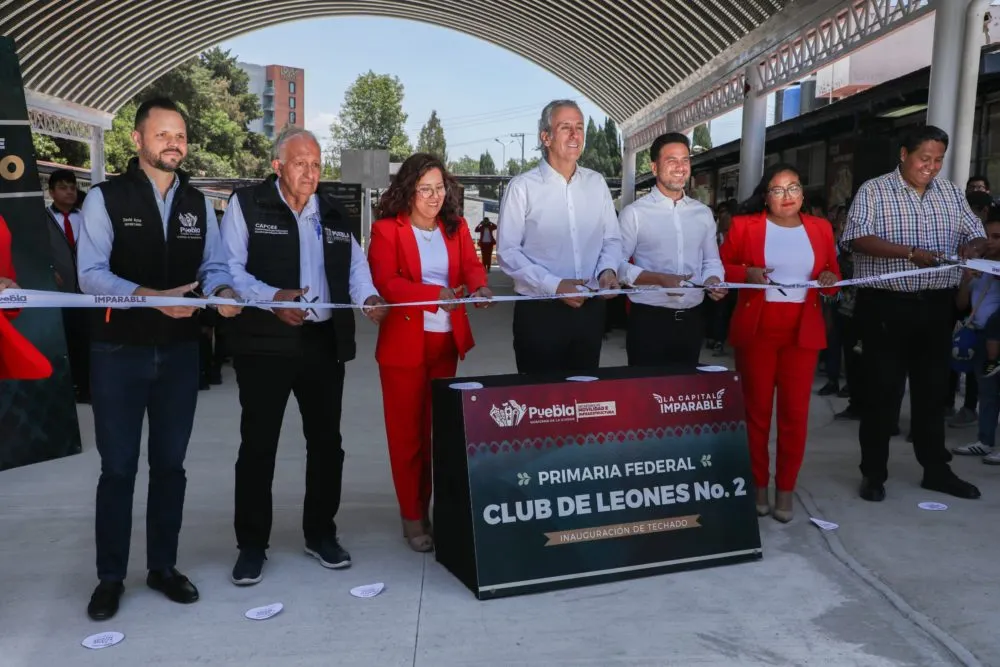 Inaugura Ayuntamiento de Puebla techado escolar en la Primaria Club de Leones