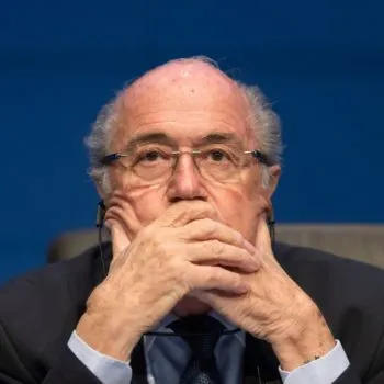 A pocos días que de inicio el mundial, Joseph Blatter revela que fue una equivocación dar la sede a Qatar