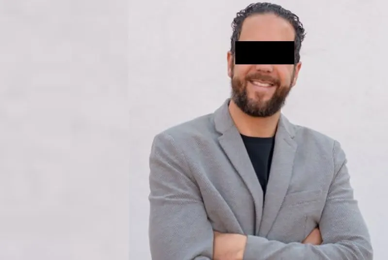 Se disculpa públicamente Bernardo Fernández por saqueo a Casa Puebla