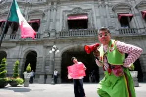 Cacería de payasos afecta libre desempeño de este oficio, acusan