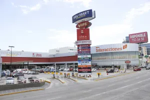 COE dice sí al cobro de aparcamiento en centros comerciales