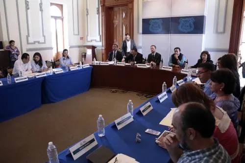 Comisión de Hacienda aprueba dictamen para solicitar 300 mdp para seguridad y pavimentación