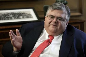 México tiene ‘arsenal’ para enfrentar ‘tormenta’ global: Carstens