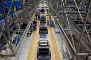 BMW lanzará su auto sin conductor en 2021