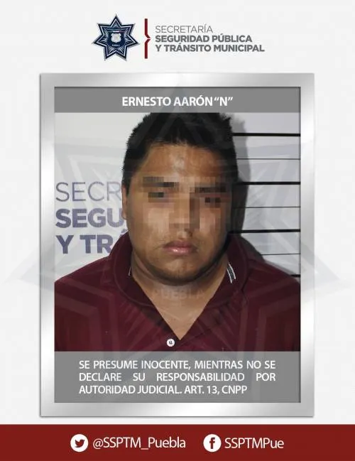 Detienen a cuatro sujetos en posesión de mercancía ilícita