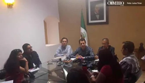 Justifican agresión de policías a manifestantes en Momoxpan; niegan detonaciones