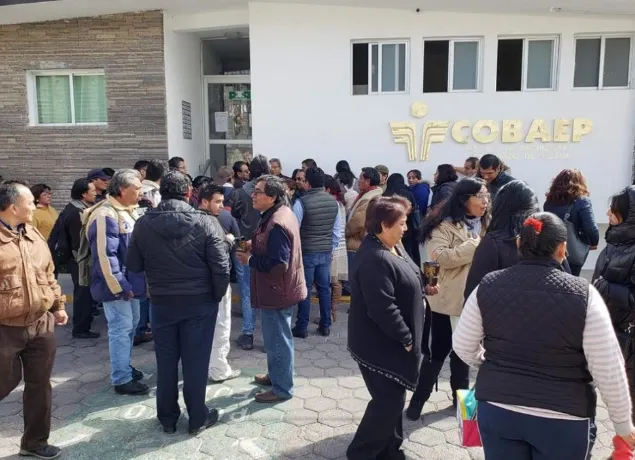 Les ofrecen ‘piso parejo’ a los tres sindicatos que se disputan el Colegio de Bachilleres
