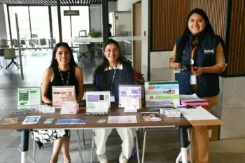 Realiza Congreso feria de servicios de salud y presentación de libro