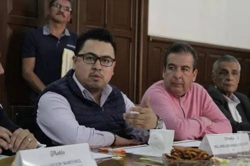 Tras 100 días de gobierno municipal, regidor pide evaluación de secretario de Segom