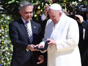 El Papa Francisco recibe las llaves de la Ciudad