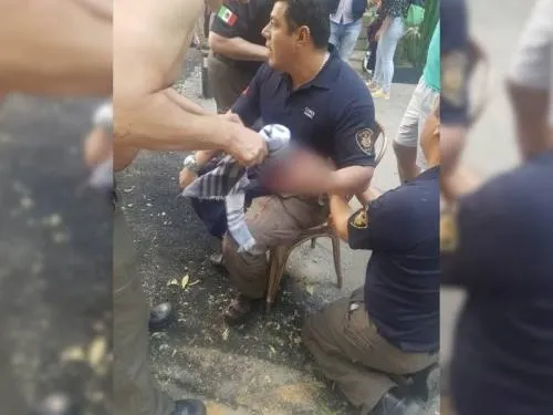 Sale del hospital líder sindical de bomberos; venganza por adeudo presunto móvil