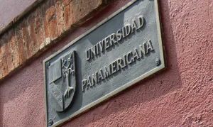 U. Panamericana revisará las acusaciones del plagio de EPN