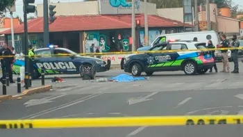 Autobús de “los Morados” mata a vendedora de dulces en silla de ruedas, cerca de Plaza San Pedro