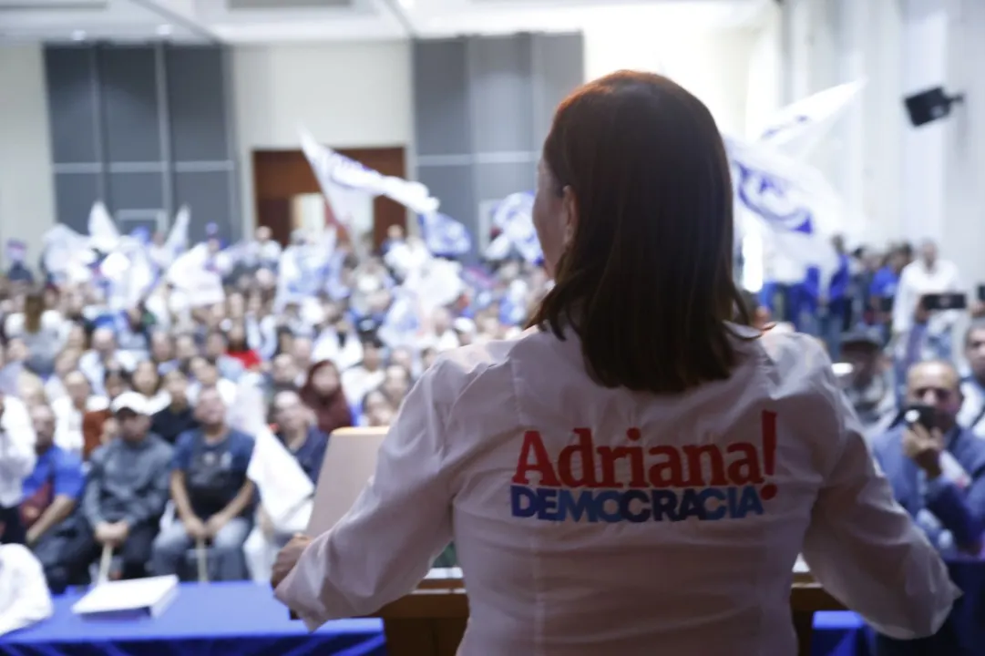 Se registra Adriana Dávila como candidata a la presidencia nacional del PAN