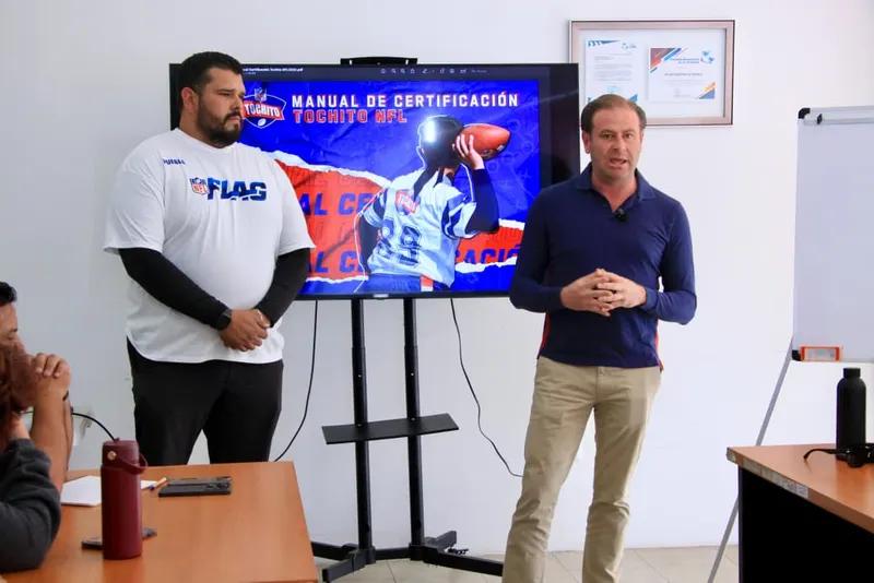 ayto-pue-nfl-falg-denver-broncos-flag
