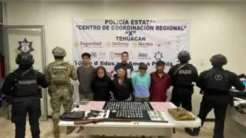 Aseguran armas y droga en motel de Tehuacán tras operativo de Marina y Policía Estatal