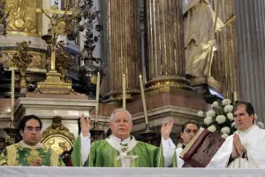 Arzobispo, a favor de ?Operativo Mochila?, si respeta derechos de alumnos
