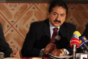 Acusa Aguilar González al INE por omisión