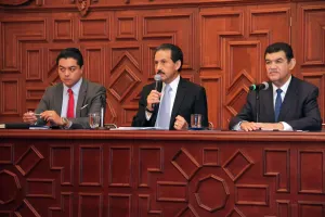 BUAP hará reforma a estatutos universitarios